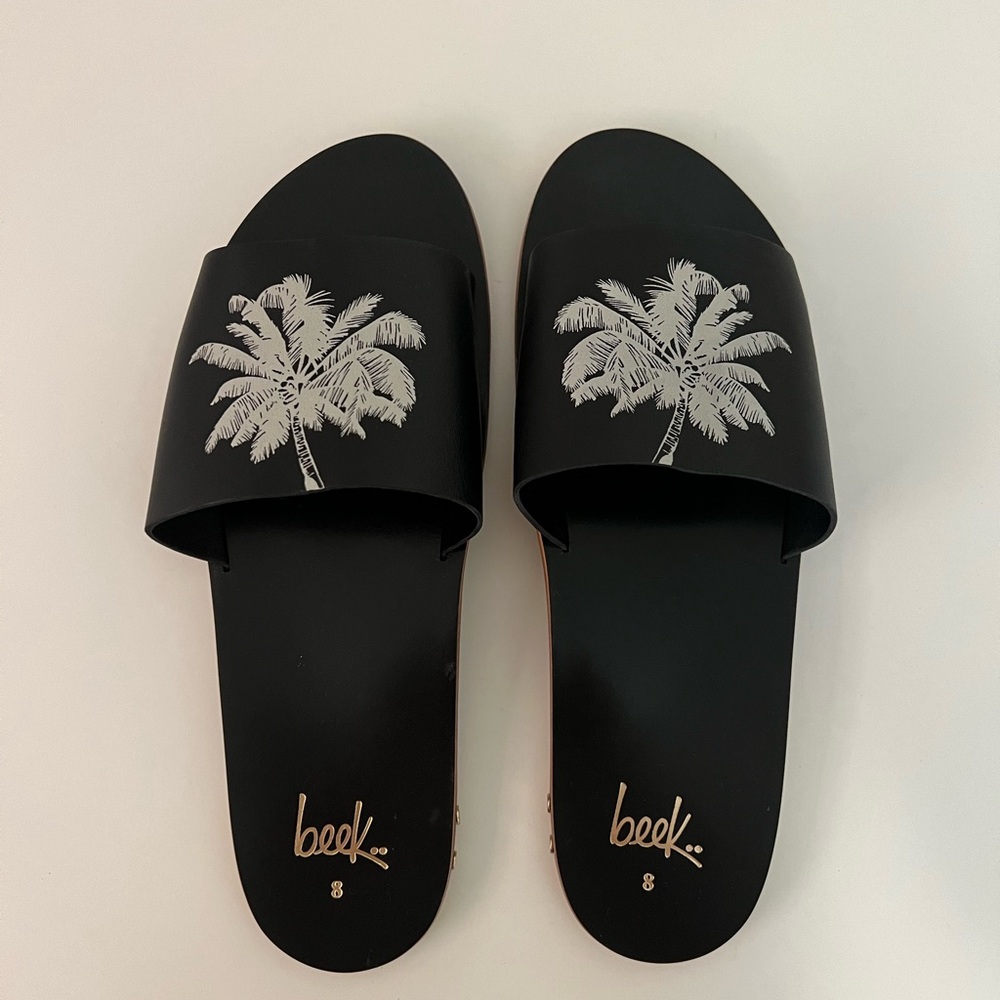 Beek Mockingbird Palm Black Leather Slides
